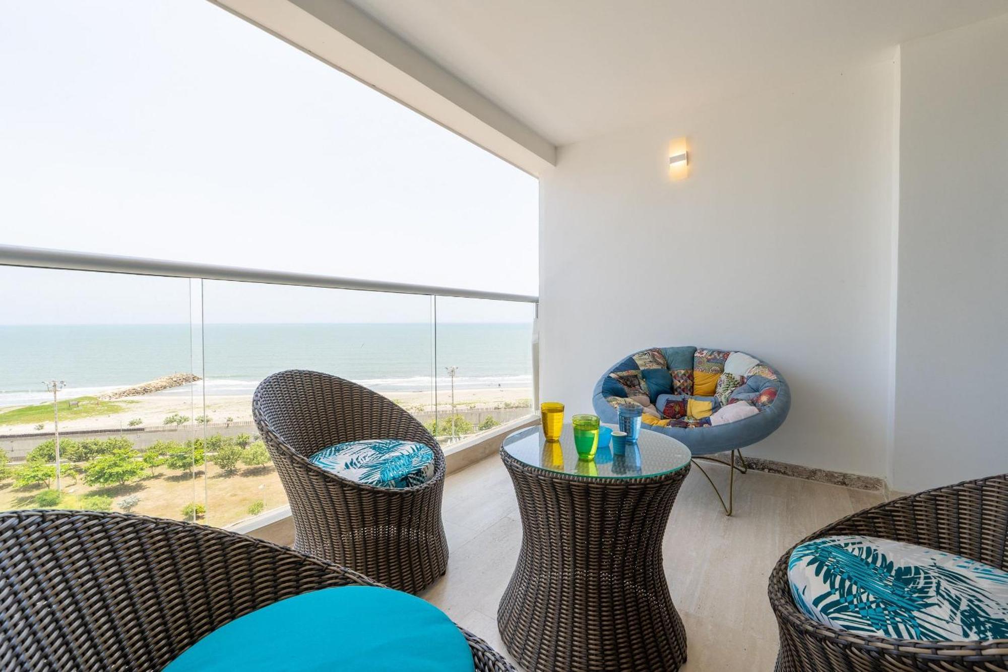 Cb910 | Frente Al Mar Diseño Moderno Balcon Apartamento